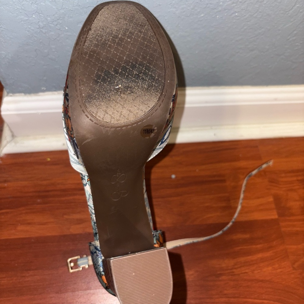 Stylish kicks